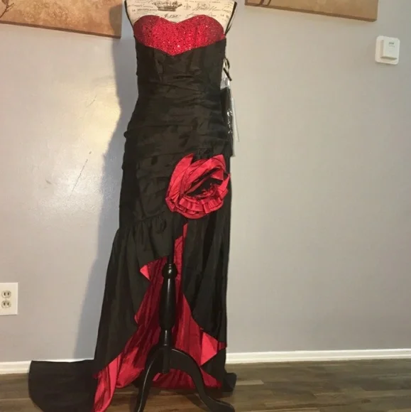 Black red Gorgeous bolero prom pageant dress - Picture 7 of 7